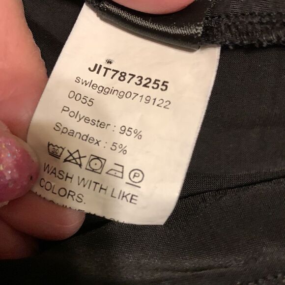 SHEIN size 4XL curve reptile print very soft and silky feeling - Picture 6 of 8